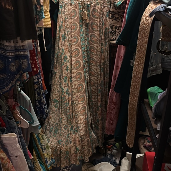 🦄 Spell Boho Blossom Gown in Sage size S - Picture 9 of 10